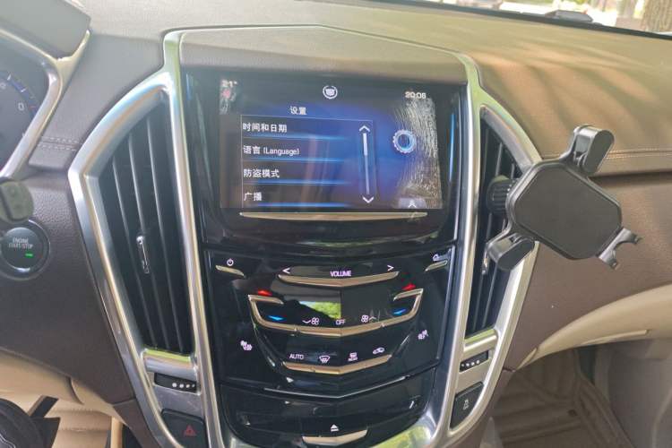 Used Cadillac SRX 2013 3.0L Elite Model Audio And AC Panel