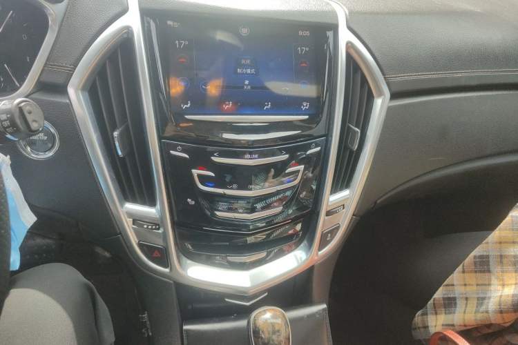 Used Cadillac SRX 2013 3.0L Luxury Model Audio And AC Panel