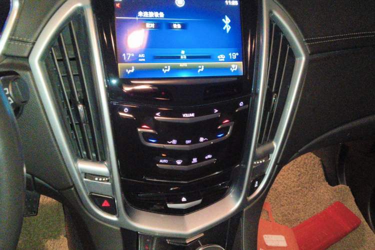 Used Cadillac SRX 2013 3.0L Comfort Model Audio And AC Panel