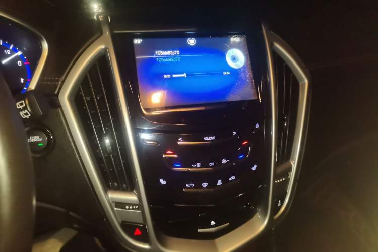 Used Cadillac SRX 2013 3.0L Elite Model Audio And AC Panel