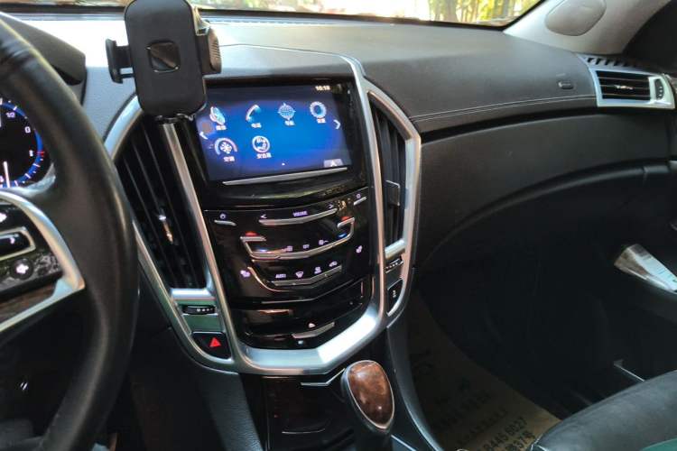 Used Cadillac SRX 2013 3.0L Elite Model Audio And AC Panel