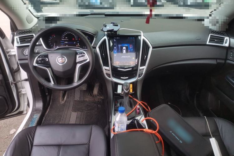 Used Cadillac SRX 2013 3.0L Comfort Model Center Console