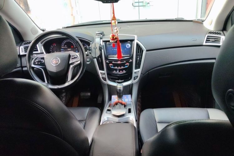 Used Cadillac SRX 2013 3.0L Comfort Model Center Console