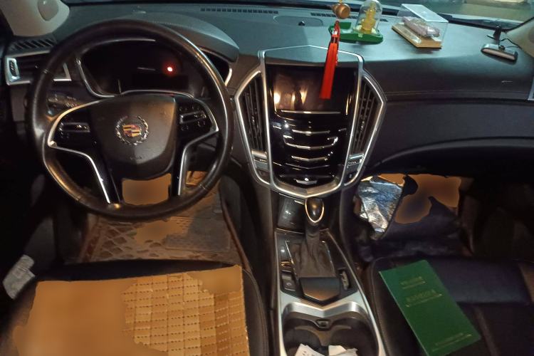 Used Cadillac SRX 2013 3.0L Comfort Model Center Console