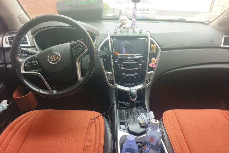 Used Cadillac SRX 2013 3.0L Comfort Model Center Console