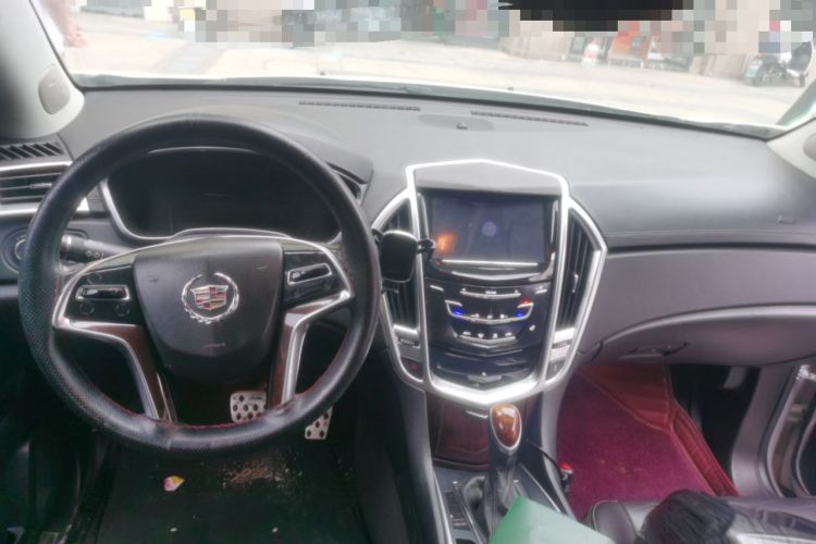 Used Cadillac SRX 2013 3.0L Leading Model Center Console