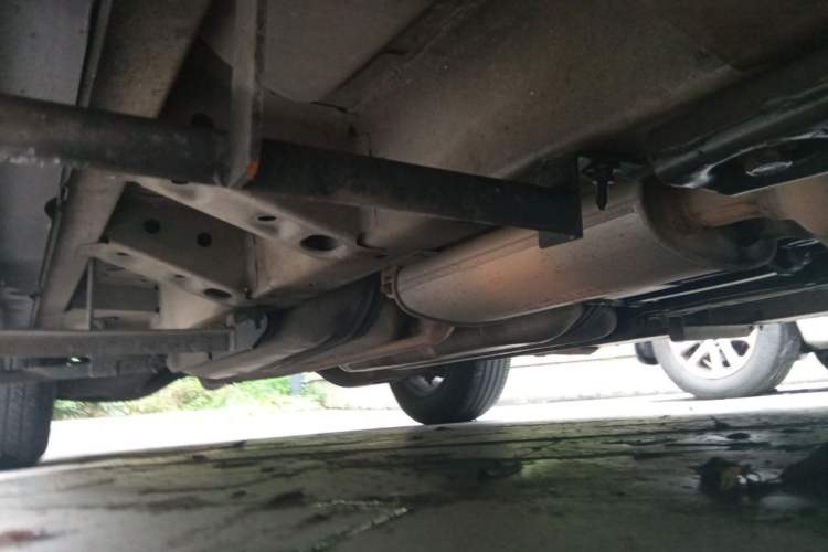 Used Cadillac SRX 2013 3.0L Elite Model Chassis Front Right