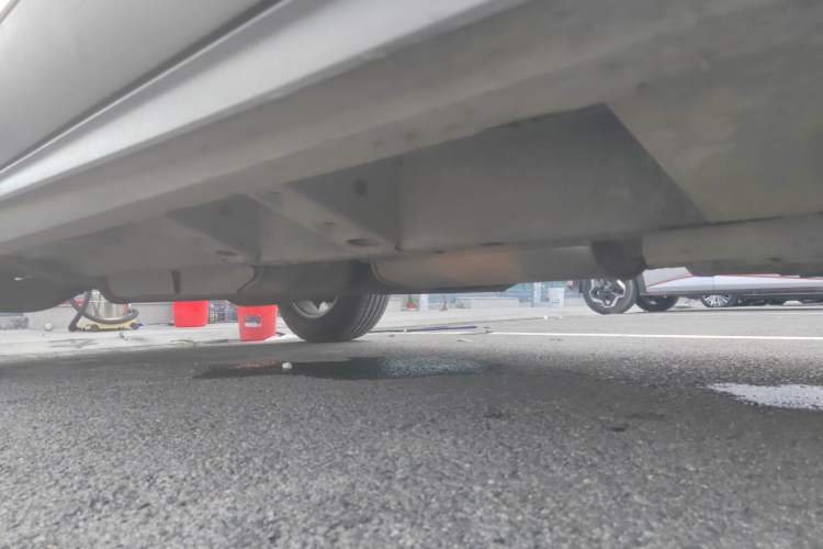 Used Cadillac SRX 2013 3.0L Elite Model Chassis Front Right