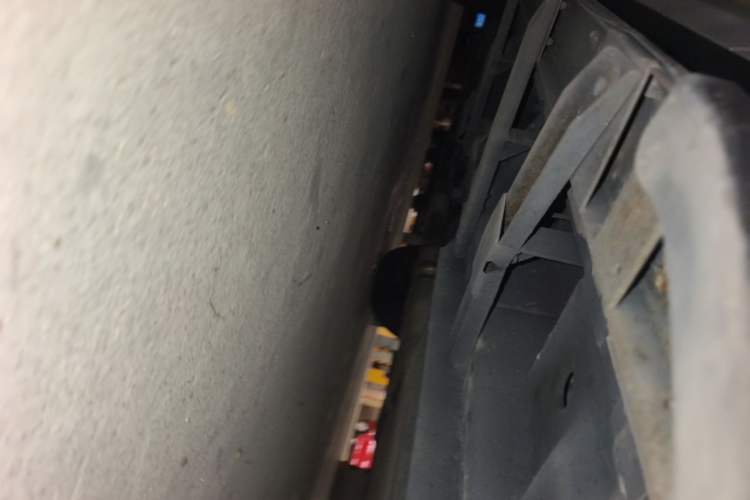 Used Cadillac SRX 2013 3.0L Elite Model Chassis Rear Left