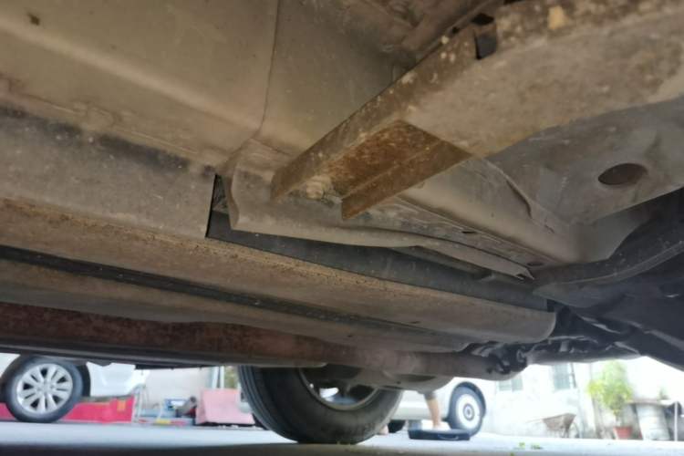 Used Cadillac SRX 2013 3.0L Comfort Model Chassis Rear Left