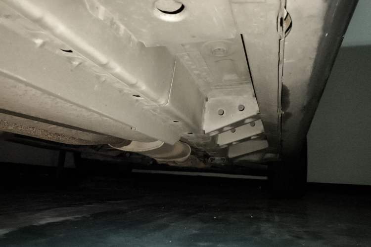 Used Cadillac SRX 2013 3.0L Elite Model Chassis Rear Right