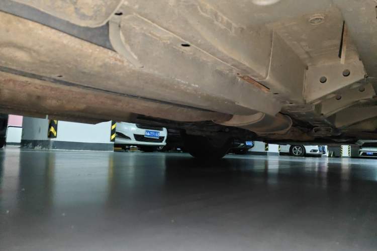 Used Cadillac SRX 2013 3.0L Elite Model Chassis Rear Right
