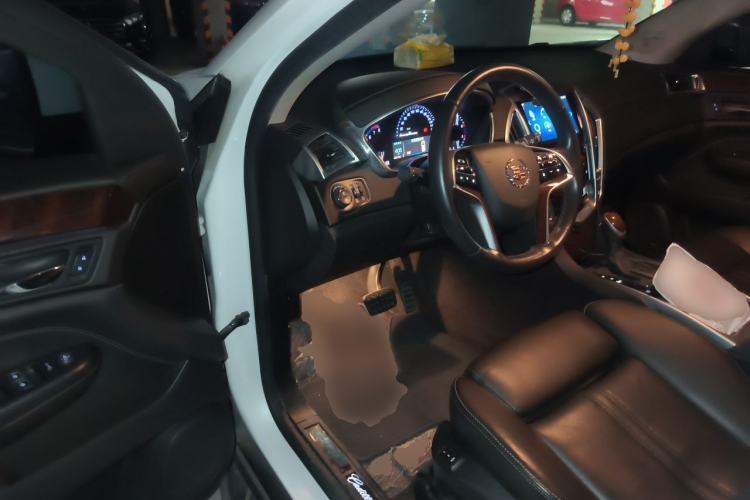 Used Cadillac SRX 2013 3.0L Elite Model Driver Seat