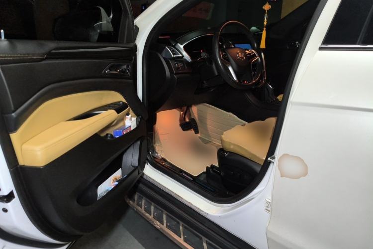 Used Cadillac SRX 2013 3.0L Elite Model Driver Seat