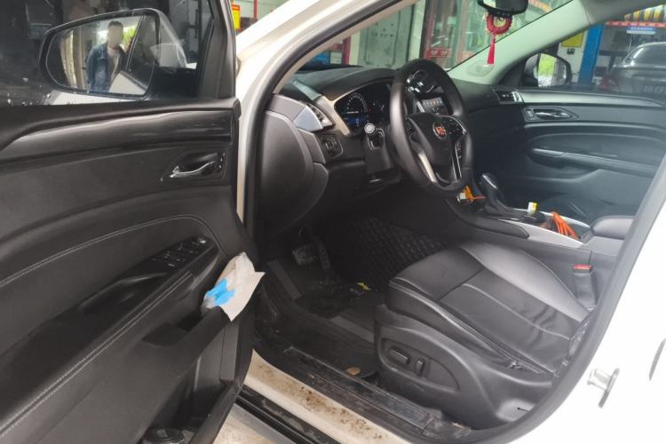 Used Cadillac SRX 2013 3.0L Comfort Model Driver Seat
