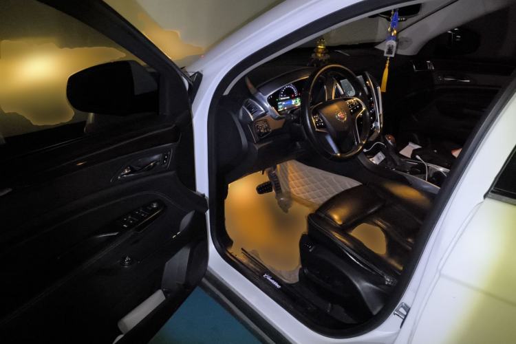 Used Cadillac SRX 2013 3.0L Elite Model Driver Seat