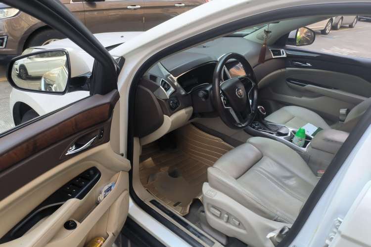 Used Cadillac SRX 2013 3.0L Elite Model Driver Seat