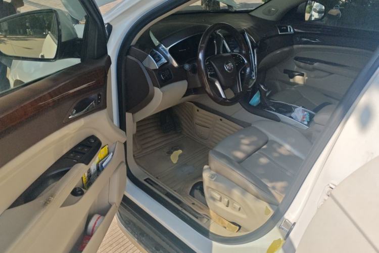 Used Cadillac SRX 2013 3.0L Elite Model Driver Seat