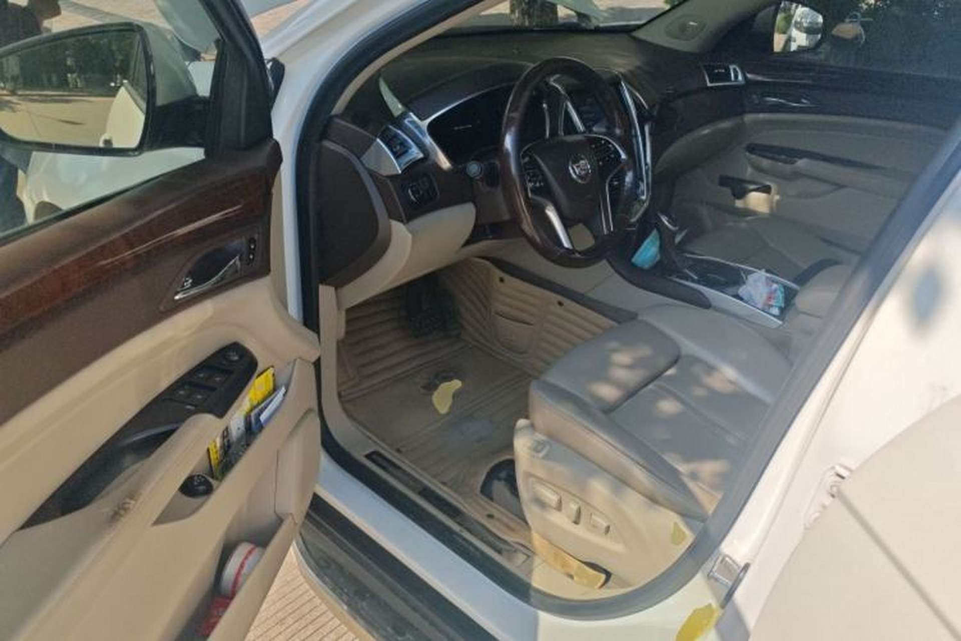 Used Cadillac SRX 2013 3.0L Elite Model Driver Seat