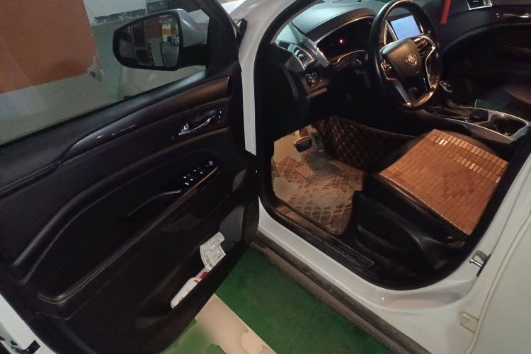Used Cadillac SRX 2013 3.0L Comfort Model Driver Seat