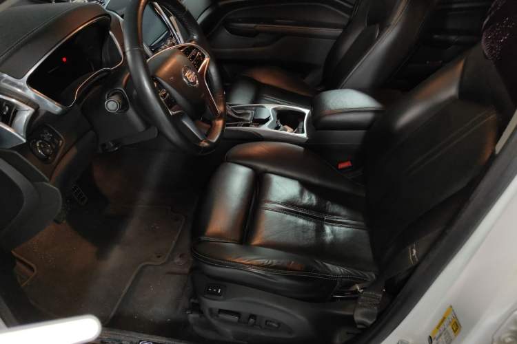 Used Cadillac SRX 2013 3.0L Luxury Model Driver Seat
