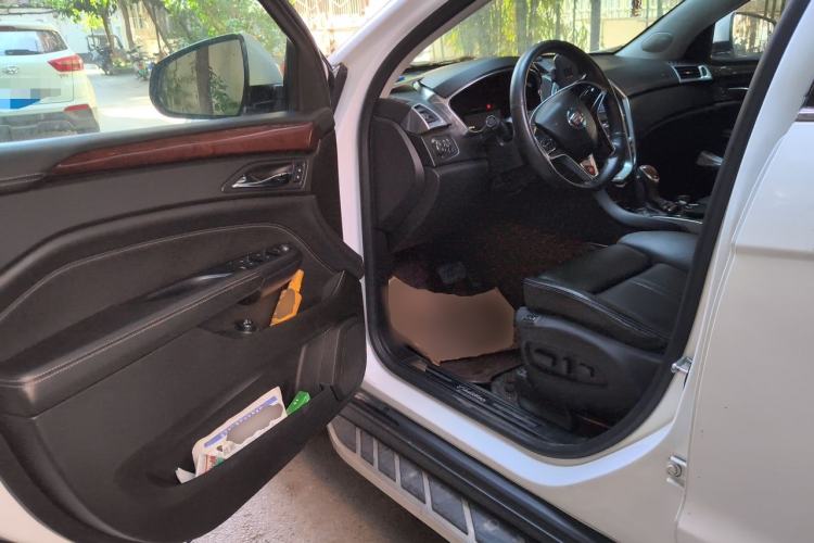 Used Cadillac SRX 2013 3.0L Elite Model Driver Seat