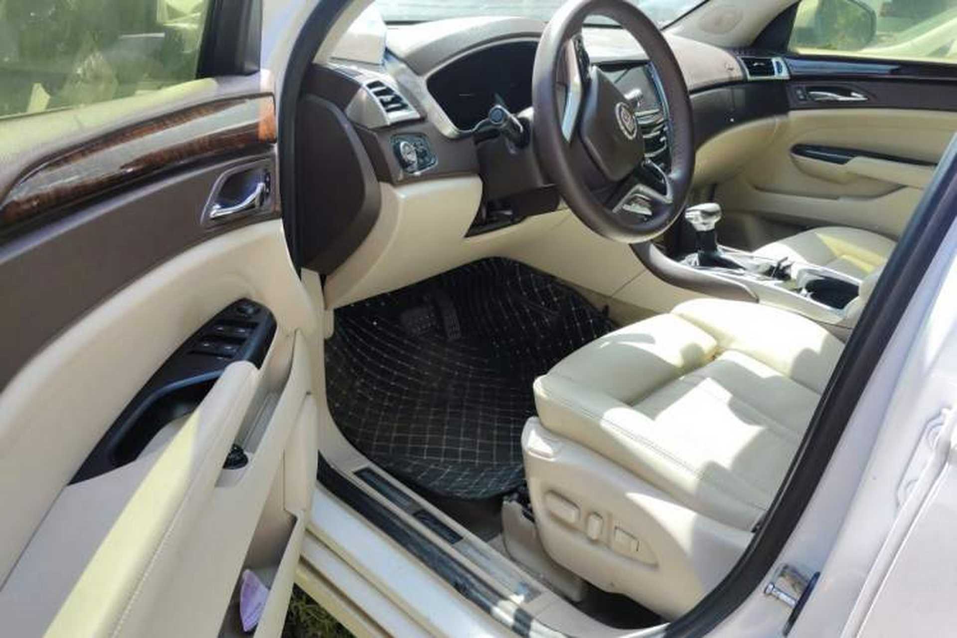 Used Cadillac SRX 2013 3.0L Elite Model Driver Seat