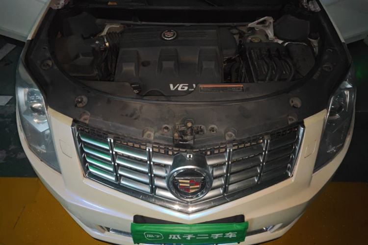 Used Cadillac SRX 2013 3.0L Luxury Model Engine Bay