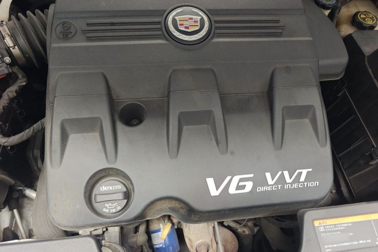 Used Cadillac SRX 2013 3.0L Elite Model Engine Bay
