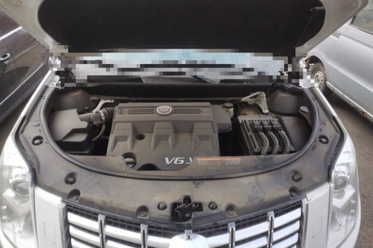 Used Cadillac SRX 2013 3.0L Comfort Model Engine Bay