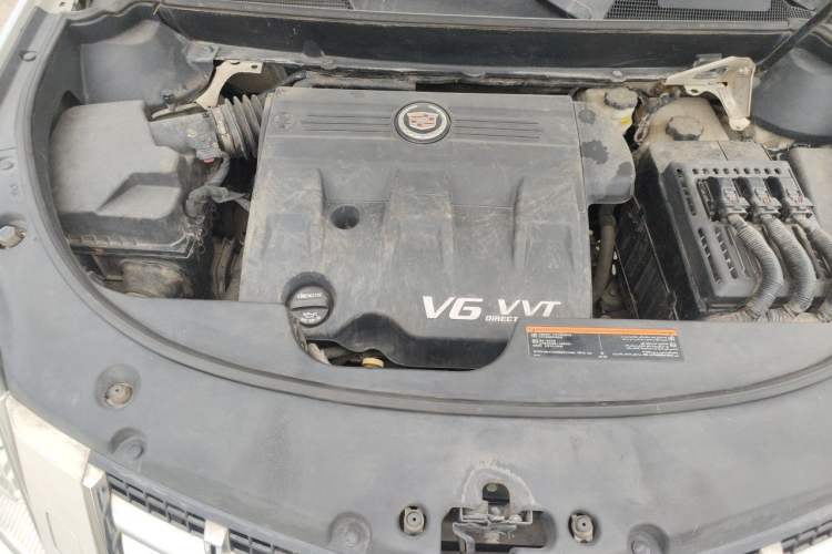 Used Cadillac SRX 2013 3.0L Luxury Model Engine Bay