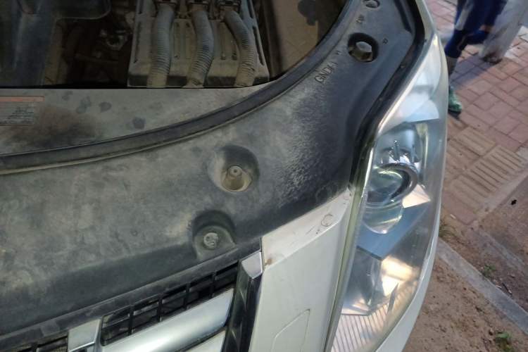 Used Cadillac SRX 2013 3.0L Elite Model Engine Bay Left