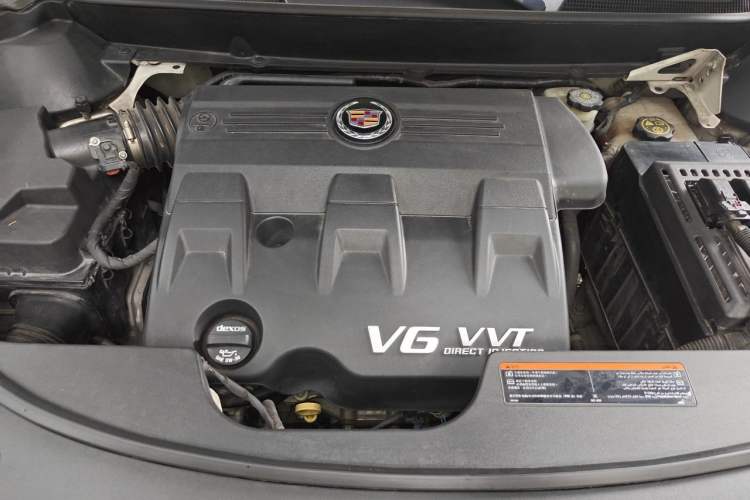 Used Cadillac SRX 2013 3.0L Comfort Model Engine Bay
