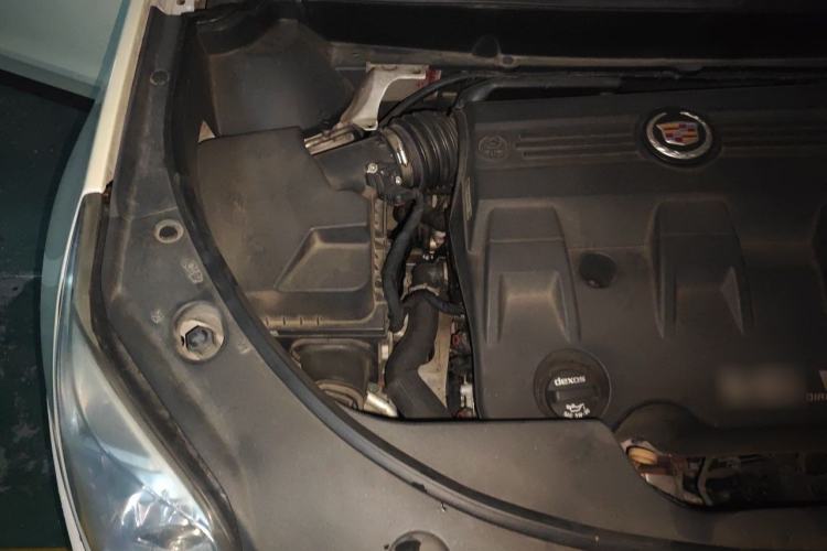 Used Cadillac SRX 2013 3.0L Luxury Model Engine Bay Right