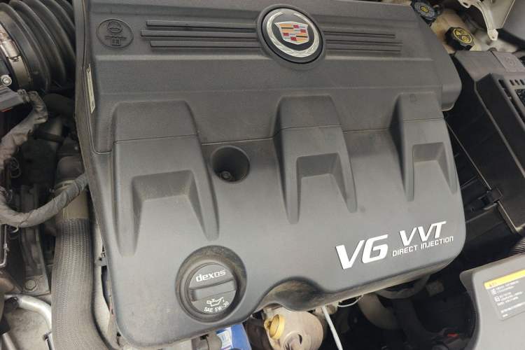 Used Cadillac SRX 2013 3.0L Elite Model Engine Bay Right