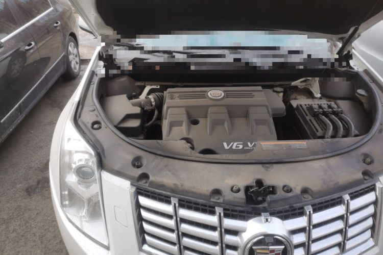Used Cadillac SRX 2013 3.0L Comfort Model Engine Bay Right
