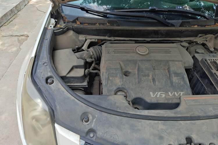 Used Cadillac SRX 2013 3.0L Luxury Model Engine Bay Right