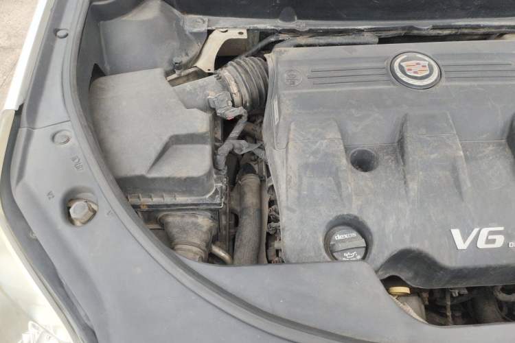 Used Cadillac SRX 2013 3.0L Luxury Model Engine Bay Right