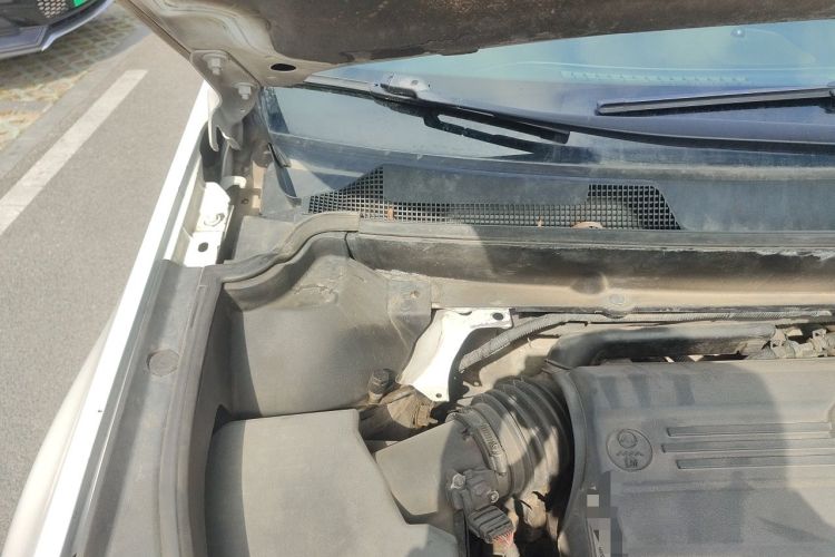 Used Cadillac SRX 2013 3.0L Luxury Model Engine Bay Right