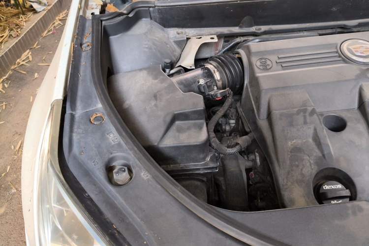 Used Cadillac SRX 2013 3.0L Elite Model Engine Bay Right
