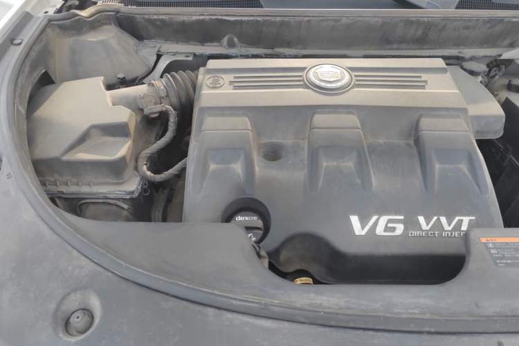 Used Cadillac SRX 2013 3.0L Elite Model Engine Bay Right