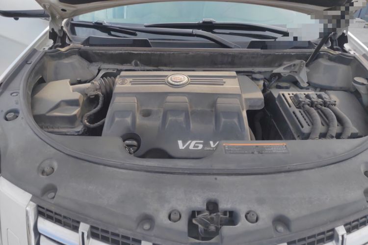 Used Cadillac SRX 2013 3.0L Elite Model Engine Bay