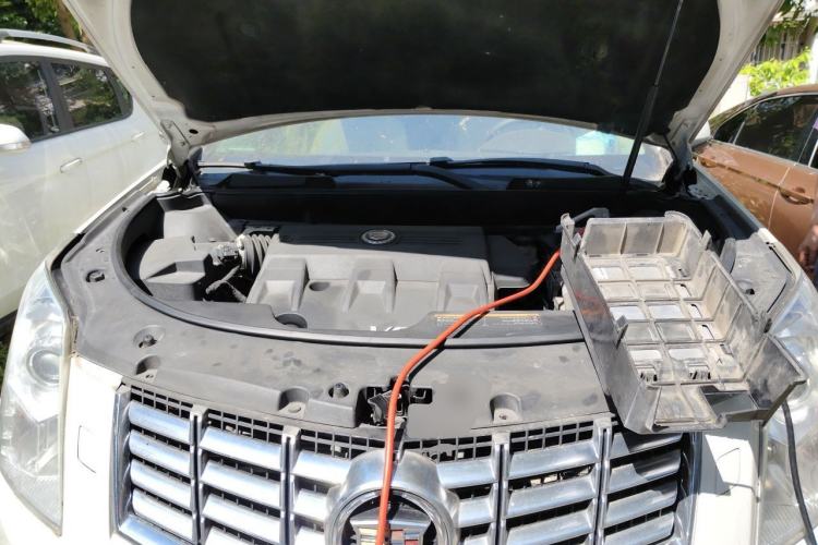 Used Cadillac SRX 2013 3.0L Elite Model Engine Bay