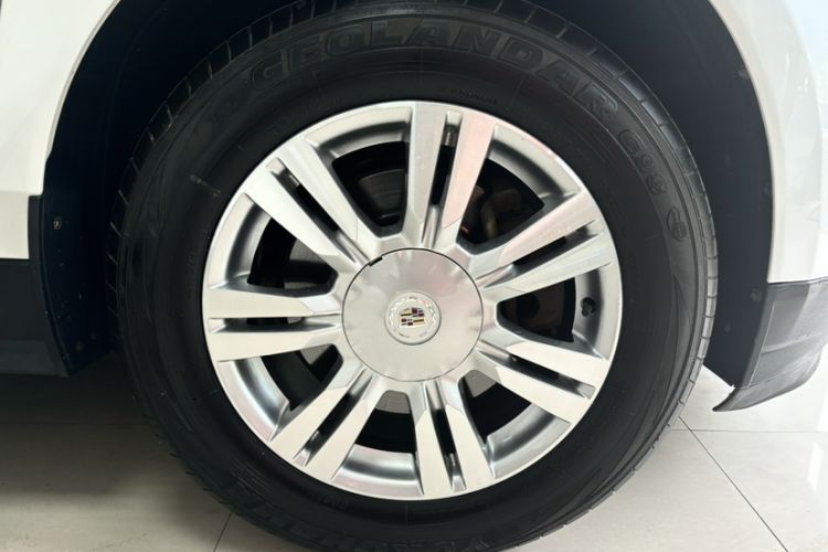 Used Cadillac SRX 2013 3.0L Elite Model Exterior 4