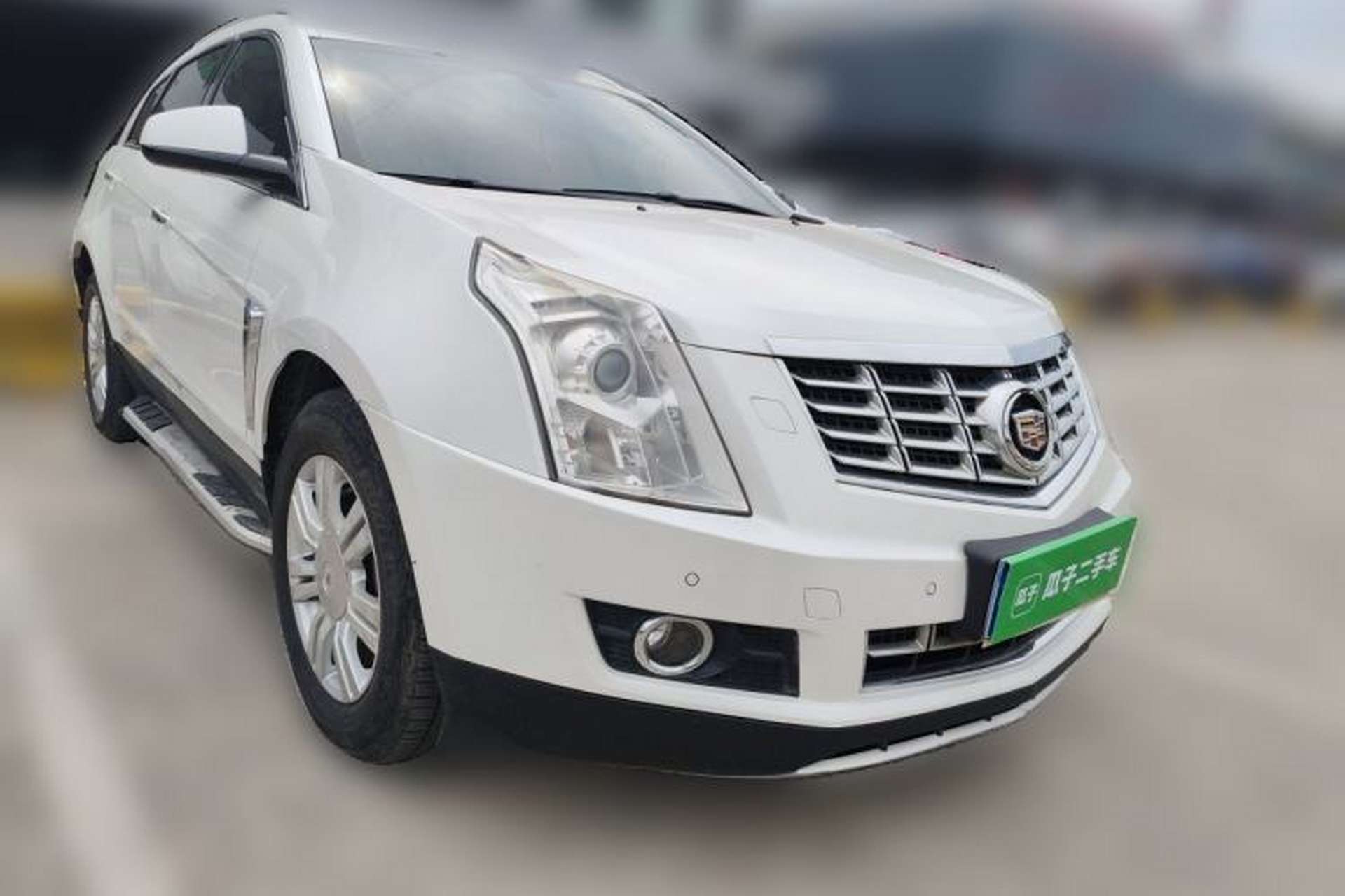 Used Cadillac SRX 2013 3.0L Luxury Model Front Right 45 Deg