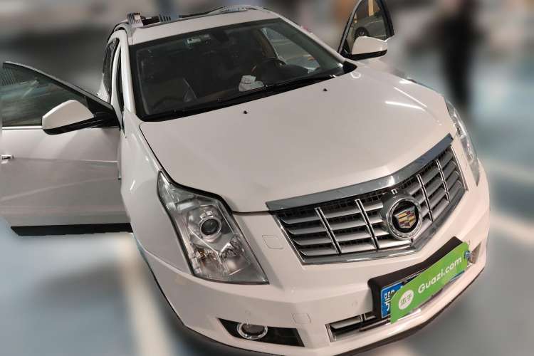 Used Cadillac SRX 2013 3.0L Luxury Model Front Right 45 Deg