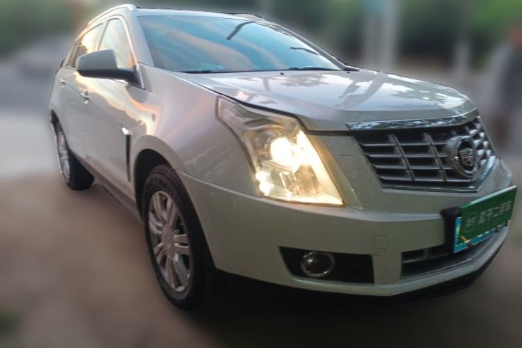Used Cadillac SRX 2013 3.0L Elite Model Front Right 45 Deg