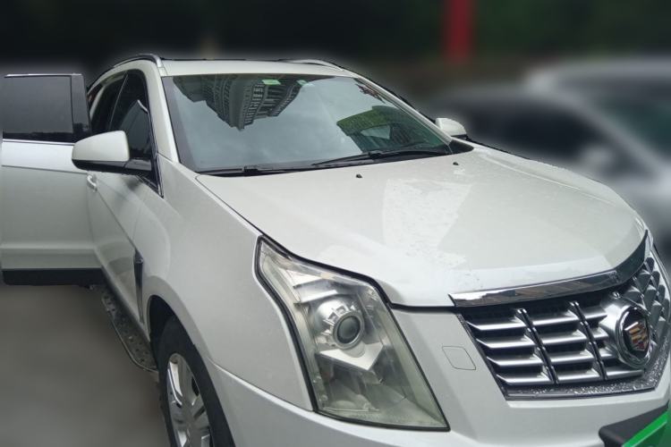 Used Cadillac SRX 2013 3.0L Elite Model Front Right 45 Deg