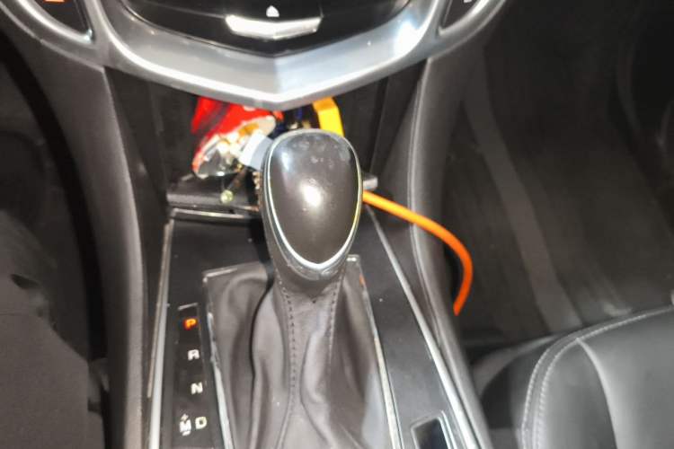 Used Cadillac SRX 2013 3.0L Comfort Model Gear Lever
