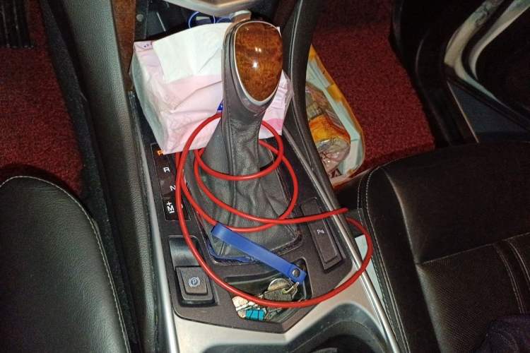 Used Cadillac SRX 2013 3.0L Leading Model Gear Lever